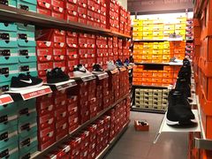 -NIKE佛山胜利换季优惠店