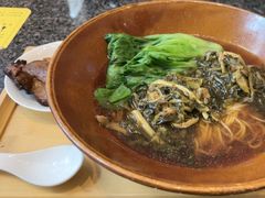 -上海齐鲁酒店·辣椒屋咖啡厅