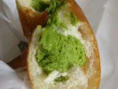 自家红豆抹茶面包-WHEAT&BAKER-麥(凯德来福士店)