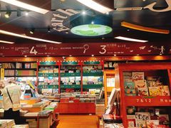 -西西弗书店&矢量咖啡(壹方购物中心店)