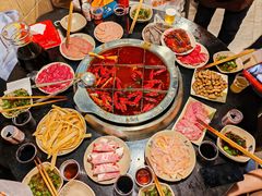 -洞亭火锅(防空洞总店)