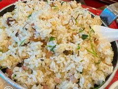 -侬佳蒸菜馆(听潮店)