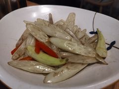 -董厨煨汤馆(车站路店)
