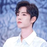 谁知粉丝们却仍然顶着“流量粉丝”的头衔到处惹火