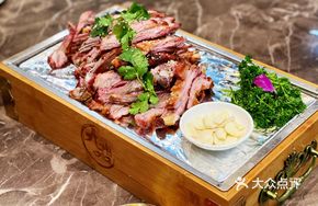 Jingyuan Roasted Lamb Ribs