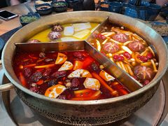 黄金奔驰锅-湊湊火锅·茶憩(上海合生汇店)