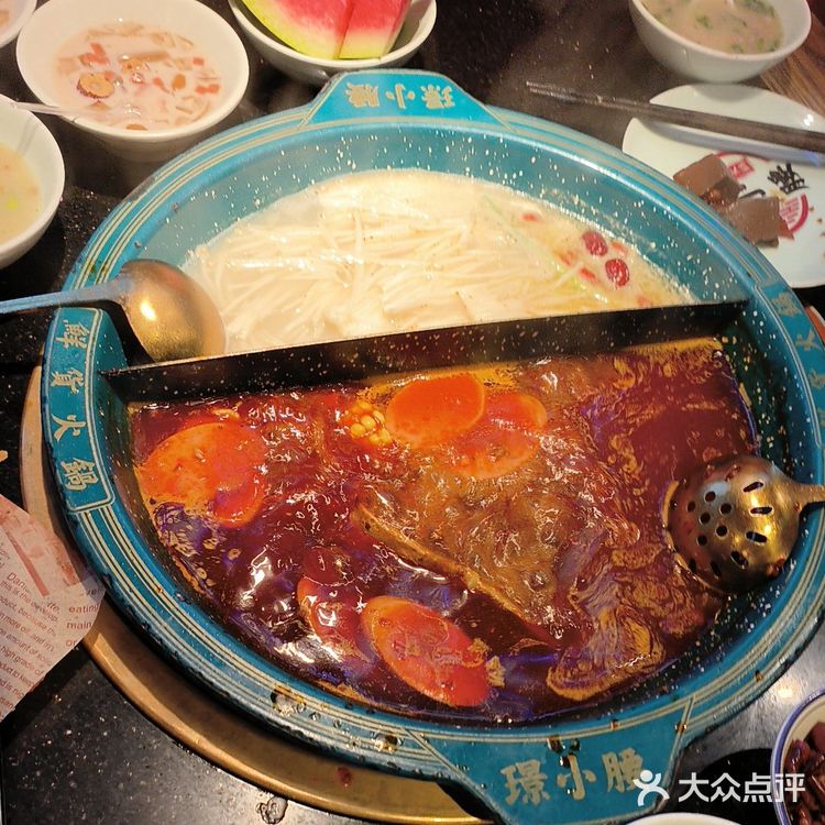 每次吃火锅第一时间想的就是璟小腰，生意是真的好