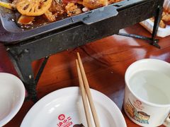-炉小二铜锅牛蛙•川湘菜(三里屯店)