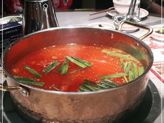 -野山舂·贵州现舂酸汤牛肉(民生路店)