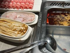 -海底捞火锅(金山百联店)