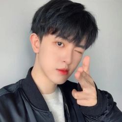 -Tipo Hair salon（明星）店