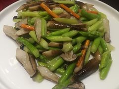 -海岛渔村大酒店(云霄路店)