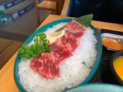 -韩烧牛中牛·甄选黑牛烤肉(黑金店)