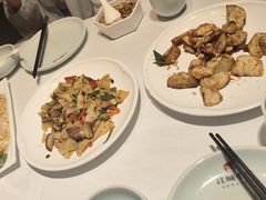 -江城小馆陕南妈妈菜·全球旅行餐厅(钟楼店)