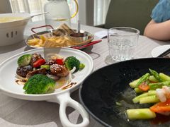 -龙猫意杯花园餐厅(芙蓉湖店)