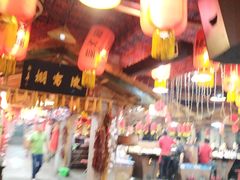 大堂-鱼窝棚柴火铁锅炖(富山屯店)