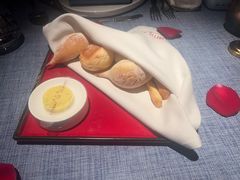 -弦月窗LUNETTE BY AMANDA(复兴路店)