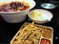 -川流不息·地道川菜·小龙虾(新松江路店)