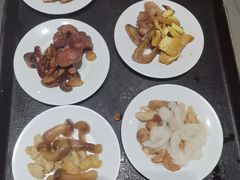 -天宜隆蘑菇宴火锅(石景山旗舰店)