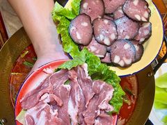 -黔多多贵州地摊火锅(木古地铁站店)
