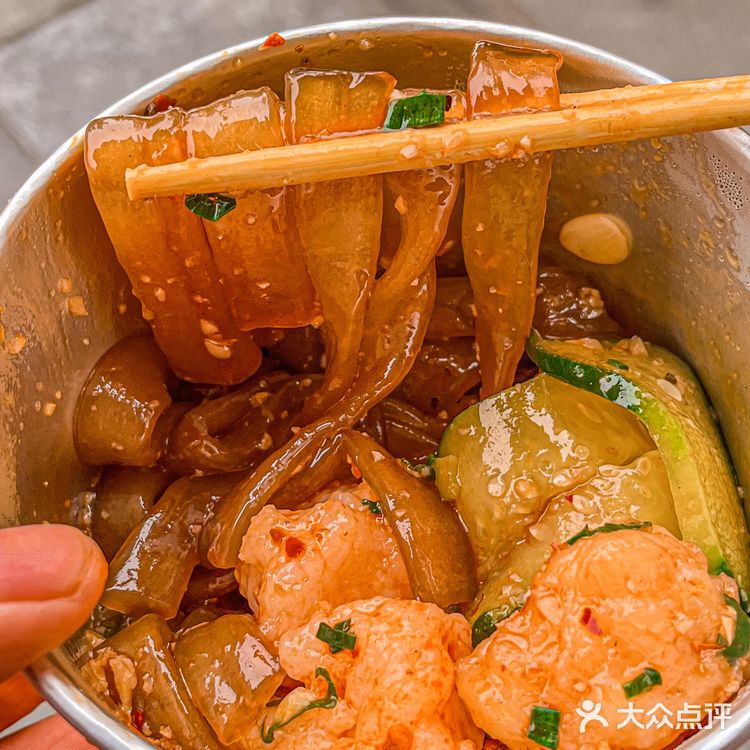 家人们！万象城这家手打虾滑一周吃5次