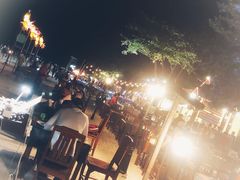 -席娜卡琳火车铁道夜市