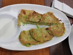 西葫芦饼配酸奶-TUK土耳其餐厅·下午茶(卢湾店)