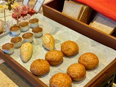-大中华希尔顿酒店-念自助餐·嗨啤·小龙虾