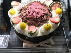-85度C(生甜甜圈研究工坊·上海平凉店)