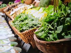 -雍容荟帝王蟹活龙虾展台自助(IFS黑金店)