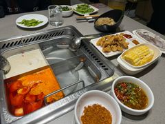 -海底捞火锅(曹安公路店)