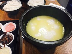 -阿香米线(中原万达店)