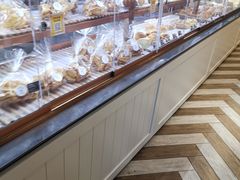 面包甜点陈列柜-牛角村(大族广场店)