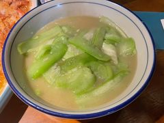 -洞庭土菜小炒馆(易发广场店)