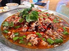 -兔行天下-鸿鹤鲜锅兔(中海国际店)