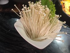 金针菇-热火朝天鲜切牛肉火锅(南强街巷店)