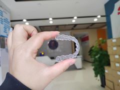 -柏乐口腔医院·舒适化无痛种植牙中心(东盟商务区院)