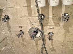 -上海明天广场JW万豪酒店