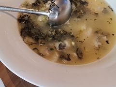 -严记小天府酸菜鱼(西四路店)