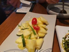 -云海肴·汽锅鸡·云南菜(天山百盛优客店)