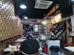 大堂-抖牛白塔牛肉粿条汤(水围店)