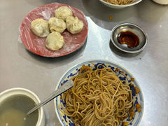 -高师傅特色米粉汤包(建设路店)
