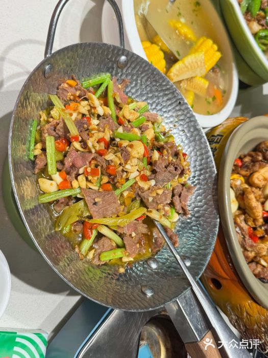 绿草地·湘菜(7mall店)图片