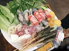 -樾餐厅泰式海鲜火锅(民歌湖店)