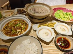 -叁煨蹄花·下饭盐帮菜(人民广场店)