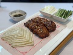 沙律烤肉包饼-930私房菜(欧阳路店)