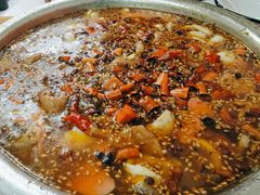 酸菜鱼-黑皮酸菜鱼(绣花巷店)