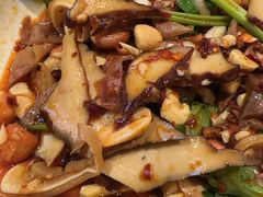 -费大厨辣椒炒肉(黄兴中心广场店)