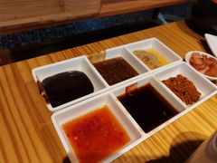 经典三料蘸酱-么肆烤肉·中式自助·烤肉大排档(街道口季佳PAI店)