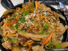 威克特招牌肥牛饭-威克特披萨汉堡